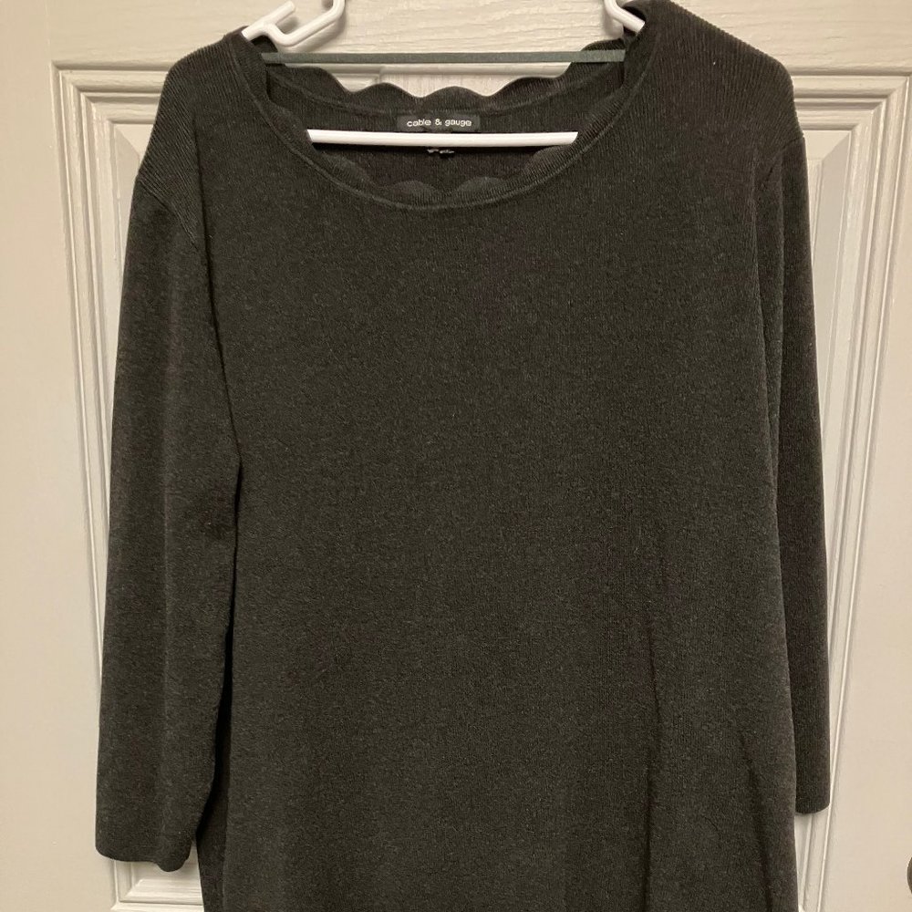 WOMEN'S CABLE & GAUGE SIZE 2X BLACK KNIT SWEATER WITH 3/4 LENGTH SLEEVES